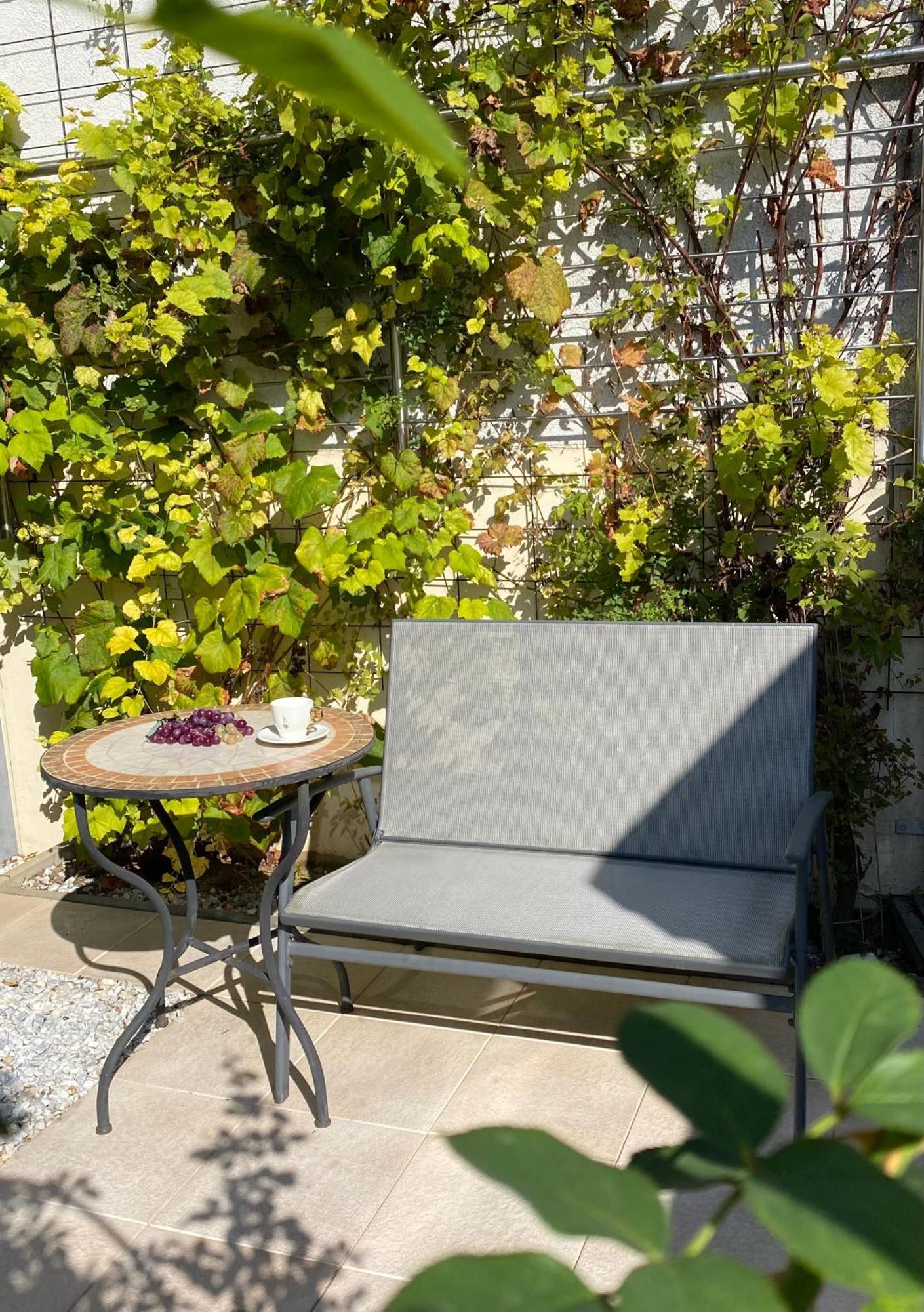 Ferienwohnung An Den Weinbergen Essenheim Extérieur photo